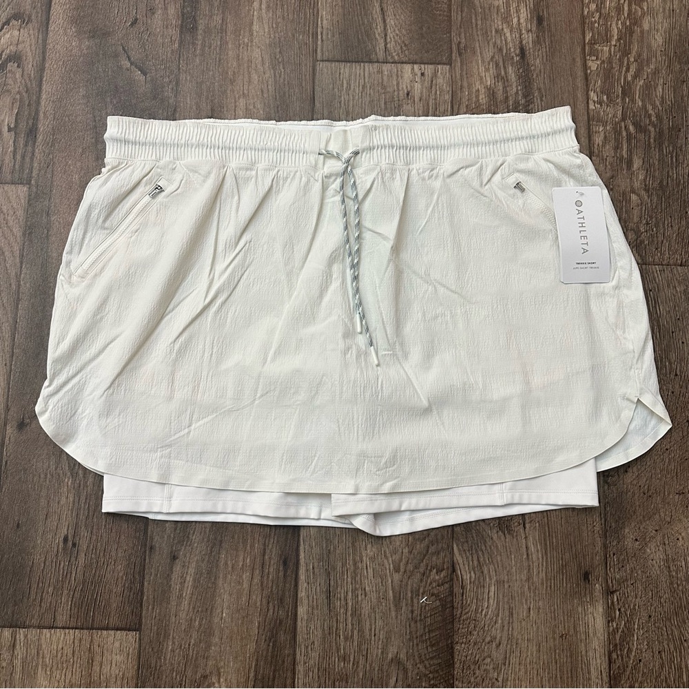 Athleta Trekkie Skort Tennis Golf Shorts Off White Women’s Size 22 Off White